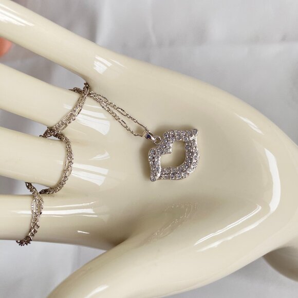 FAC Swarovski Dbl Sided Crystal Lips Pendant Necklace - Picture 2 of 7